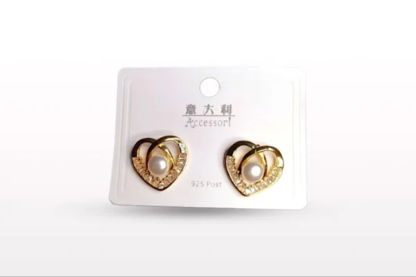 Elegant Pearl & Crystal Stud Earrings – Classic Gold-Plated Jewelry for Women