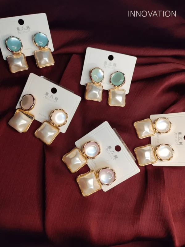 Luxury Pearl & Gold Statement Earrings – Elegant Fashion Jewelry for Women