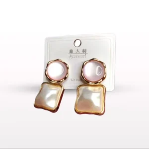 Elegant Pearl & Gold Statement Earrings – Luxury Women’s Fashion Jewelry